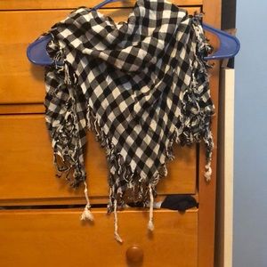 Triangle shaped scarf